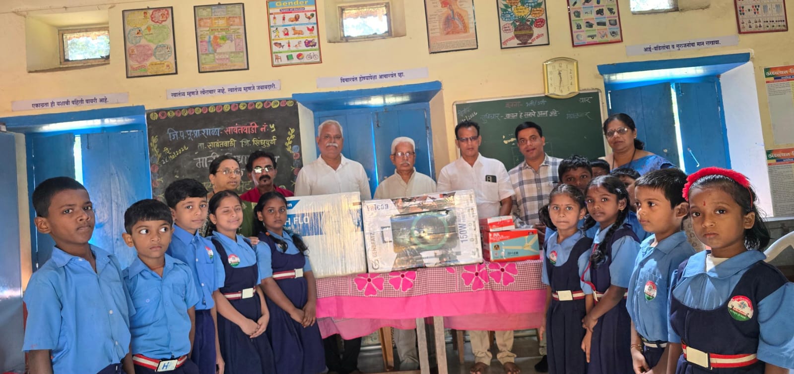 मराठी शाळांना गतवैभव मिळवून देण्यासाठी माजी विद्यार्थ्यांनी पुढाकार घ्यावा!…
